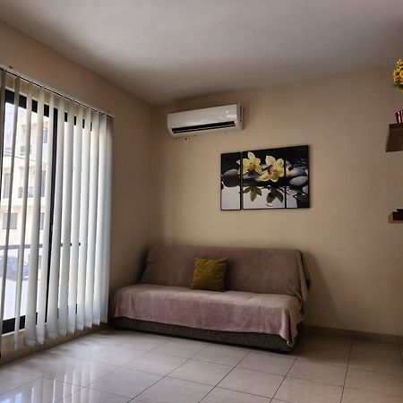 Sea Views Apartment-Wifi-Sleep 5 Marsaskala Extérieur photo