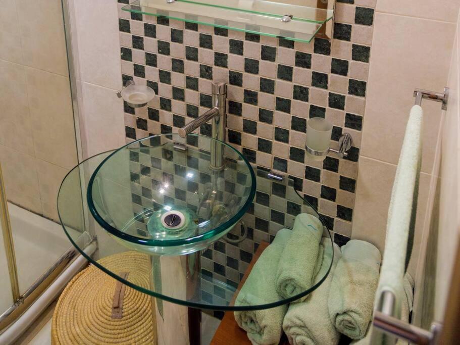 Sea Views Apartment-Wifi-Sleep 5 Marsaskala Extérieur photo