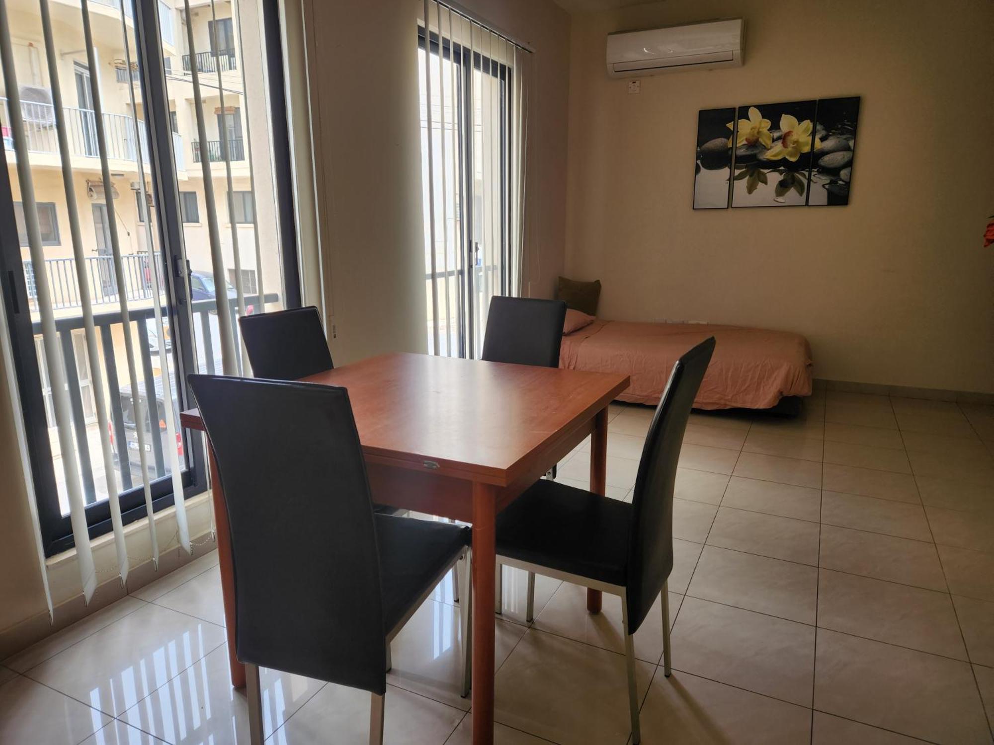 Sea Views Apartment-Wifi-Sleep 5 Marsaskala Extérieur photo